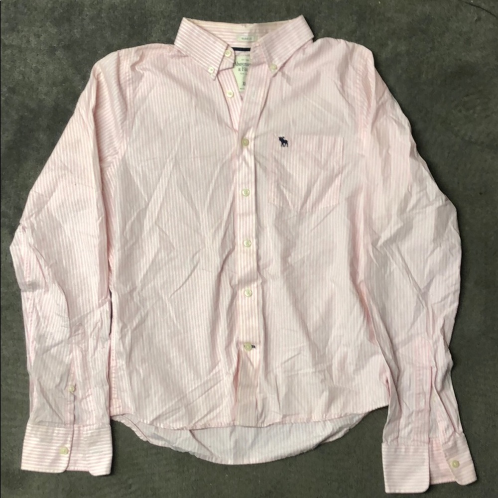 Pink Abercrombie button up muscles fit